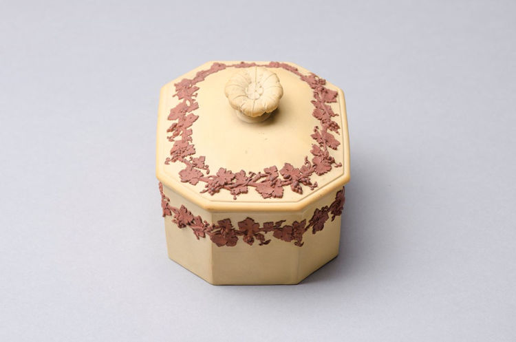 Picture of Octagonal Box Caneware