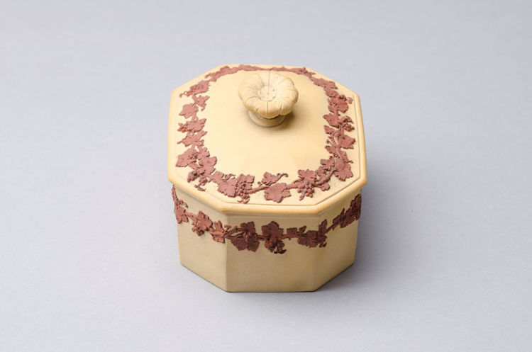 Picture of Octagonal Box Caneware