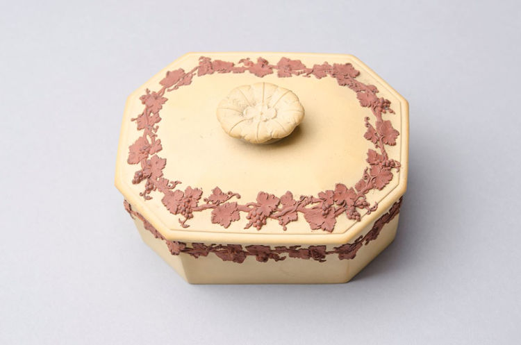 Picture of Octagonal Box Caneware