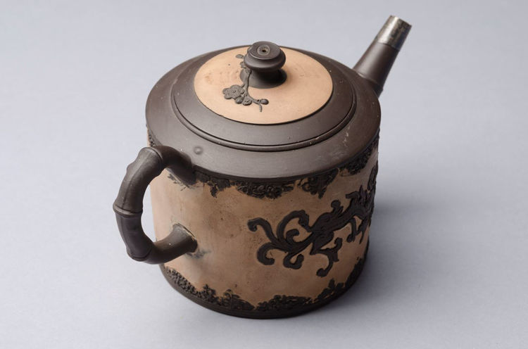 Picture of Redware Teapot and Cover