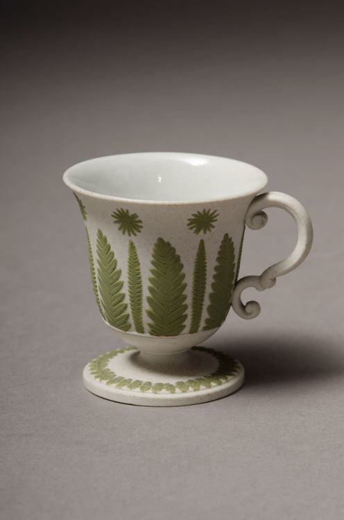 Picture of Motif Green and White Stoneware Covered Cup