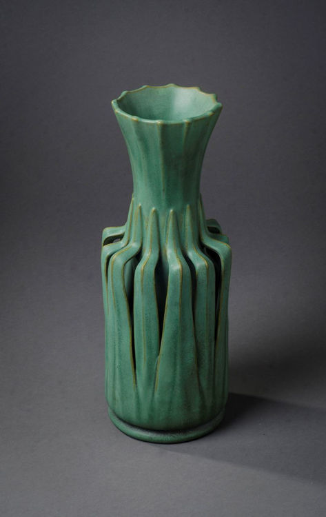 Picture of Reticulated Vase