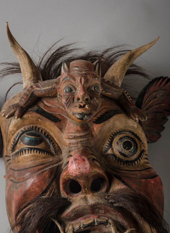 Picture of Large Mask