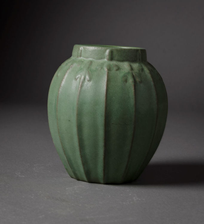 Picture of Vase in Matte Green