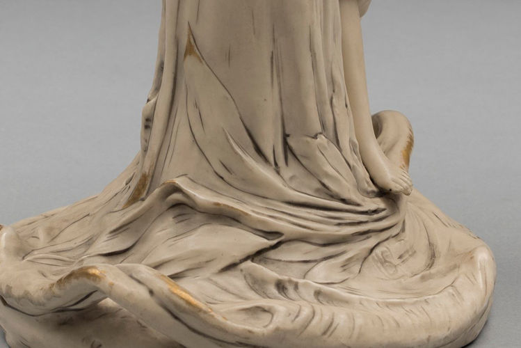 Picture of Porcelain Statue