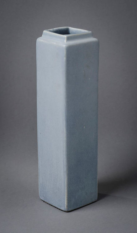 Picture of Tall Gray Vase