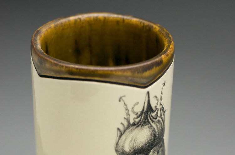 Picture of Beetle Vase