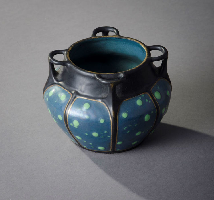 Picture of Small Blue and Green Vessel