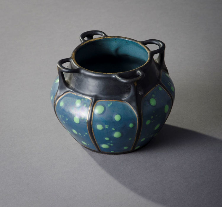 Picture of Small Blue and Green Vessel