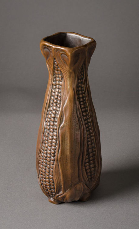 Picture of Copper Clad Corn Vase