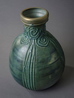 Picture of Large Green Vase