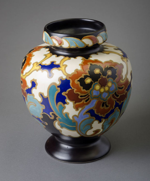 Picture of Large Regina Vase