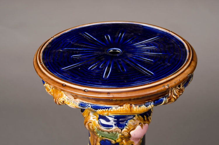 Picture of Majolica Pedestal