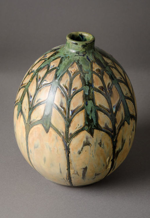 Picture of Foliage Patterned Vase