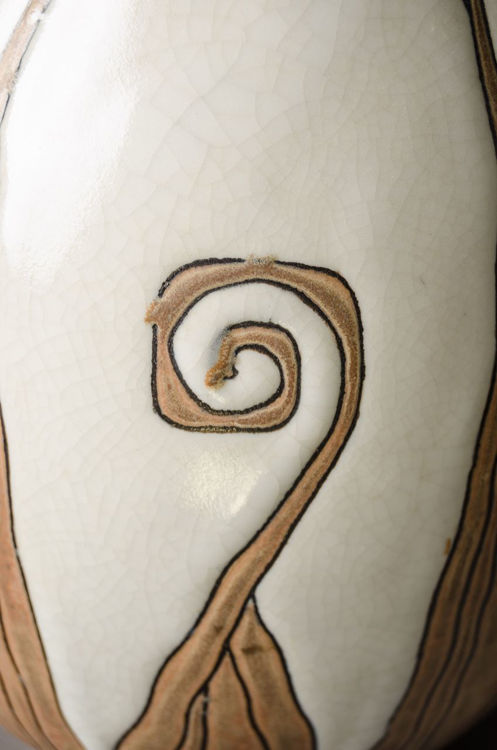 Picture of Vase with Organic Pattern