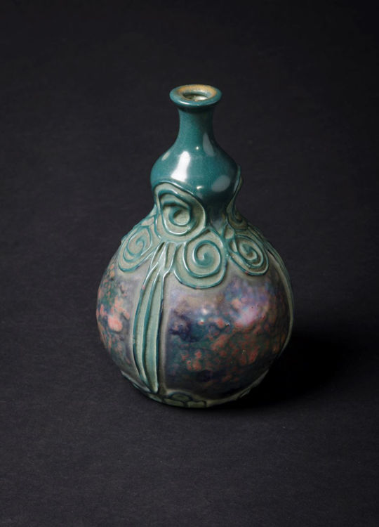 Picture of Green Secessionist Vase